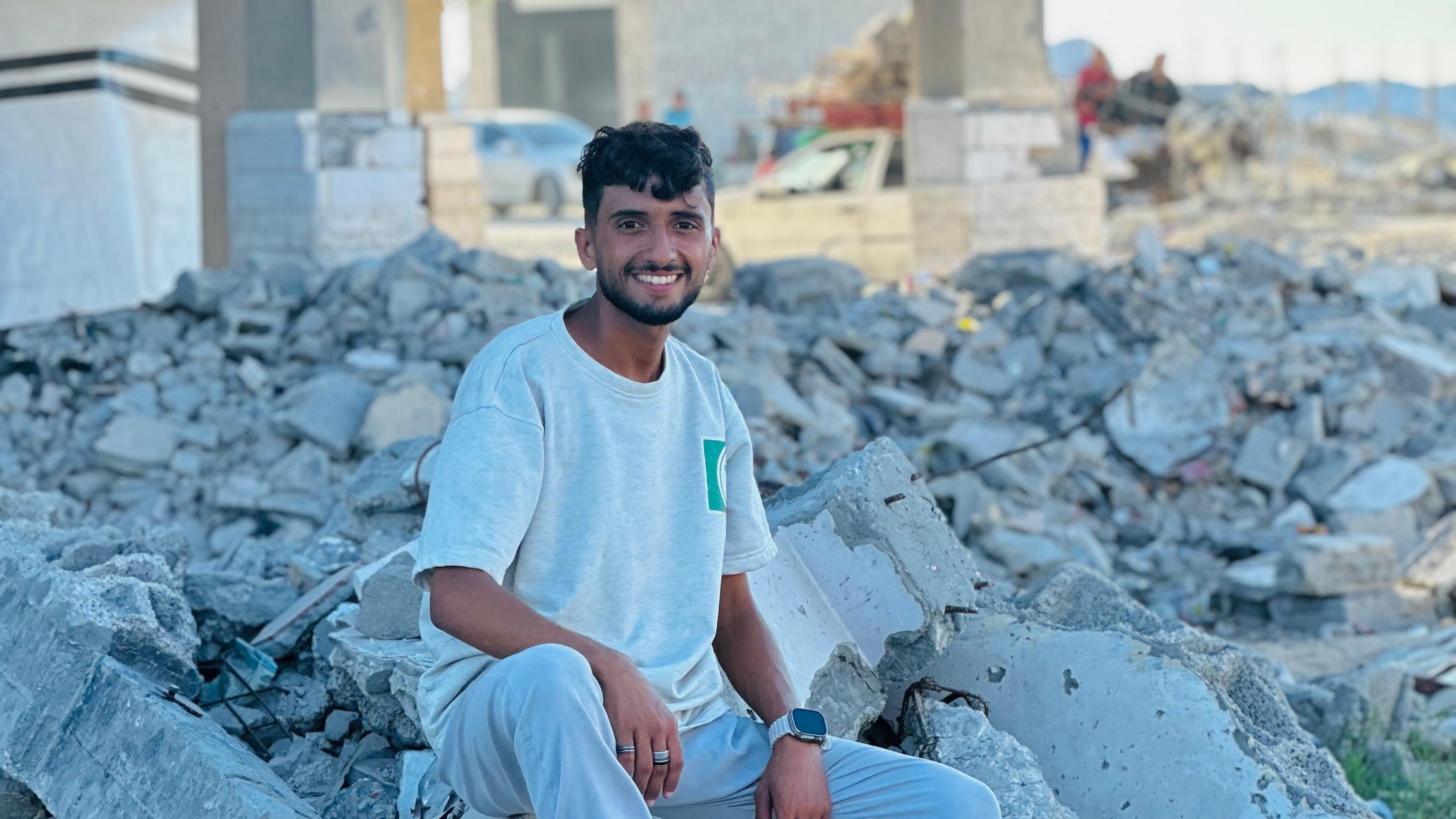 Help Yaseen Complete His Studies and Travel for University